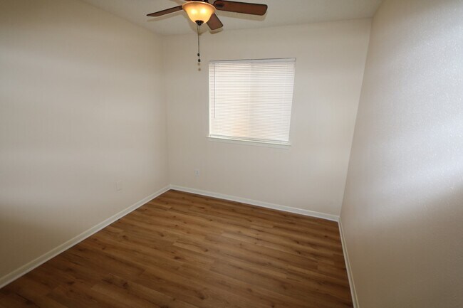 Building Photo - 9638 Cleveland Bay Ct