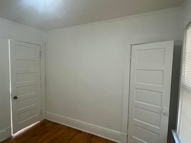 Building Photo - 1253 N 34th St