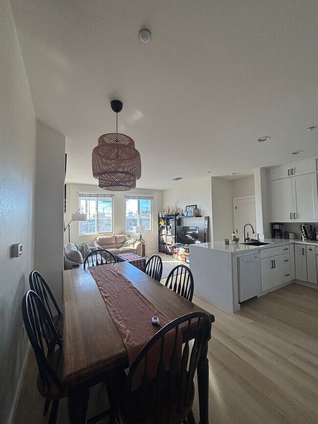 Building Photo - COMING SOON! Desirable North Park 2 BR 2BA Unit in Prestigious La Boheme