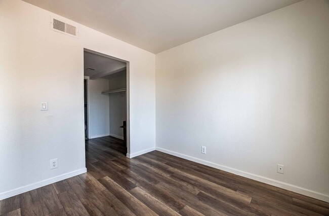 Building Photo - No Showing until 10/10