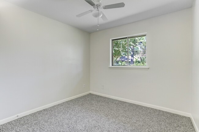 Building Photo - 10226 Ivyridge Rd