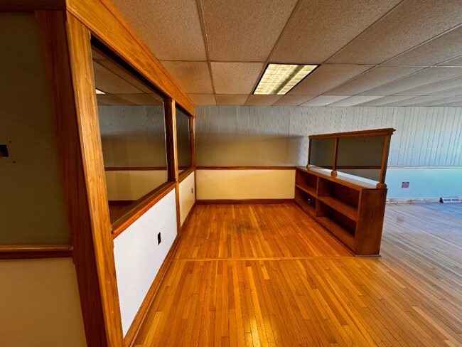 Building Photo - 22 Monument Sq