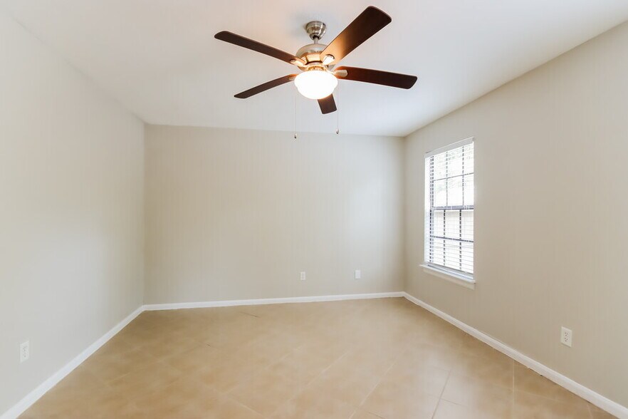 Building Photo - 4423 Appalachian Trail