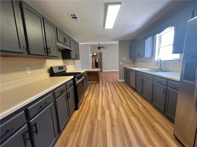 Building Photo - 313 Ridge Hill Cir