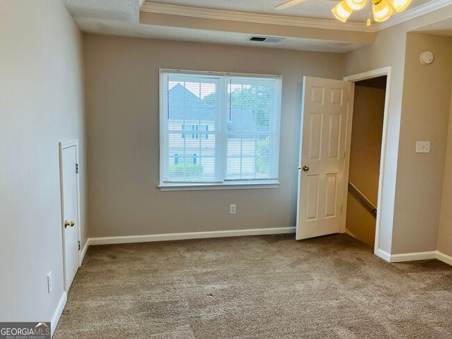 Building Photo - 155 Woodstream Wy