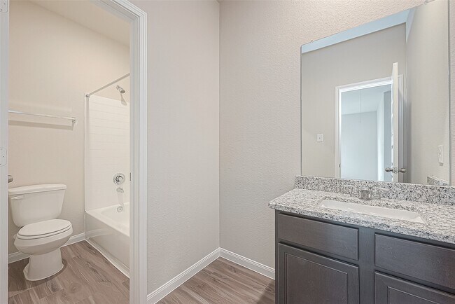 Building Photo - 4923 Luke Matthew Dr