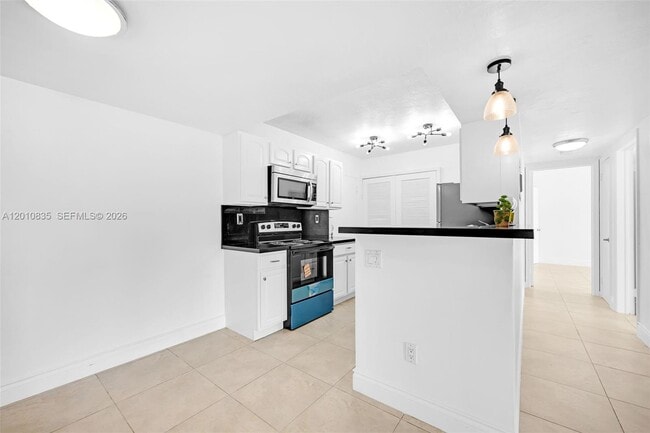 Building Photo - 7483 SW 82nd St
