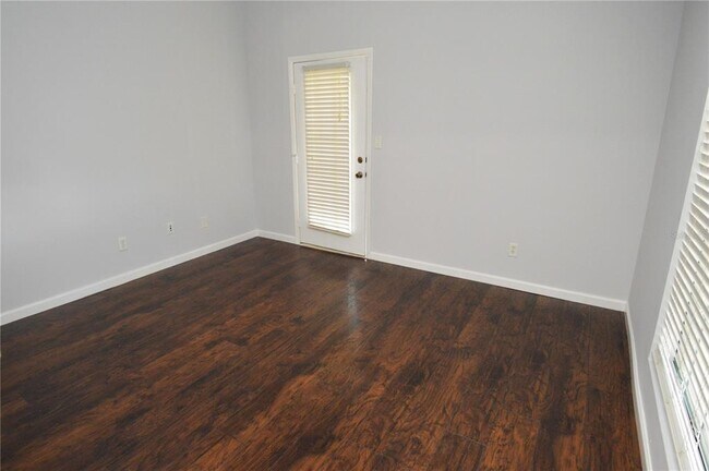 Building Photo - 8635 Mallard Reserve Dr