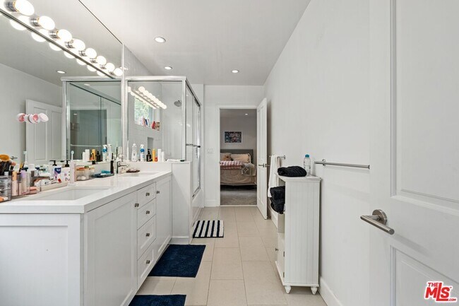 Building Photo - 1862 Kimberly Ln