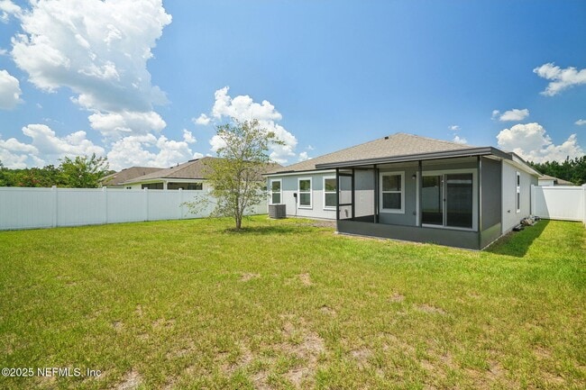 Building Photo - 633 Seville Pkwy