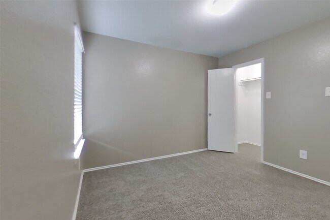 Building Photo - 24534 Osprey Point Dr
