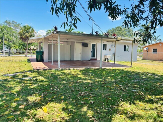 Building Photo - 9820 Caribbean Blvd