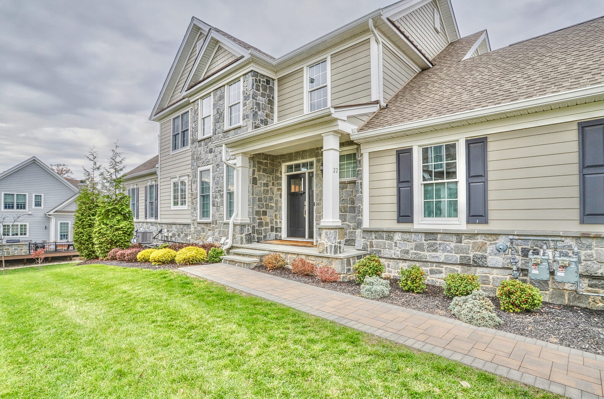 Building Photo - 22 Silent Nest Way