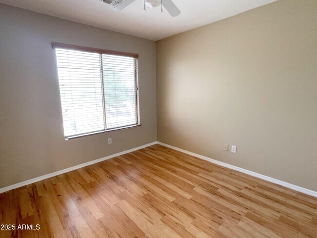 Building Photo - 7324 W Forest Grove Ave