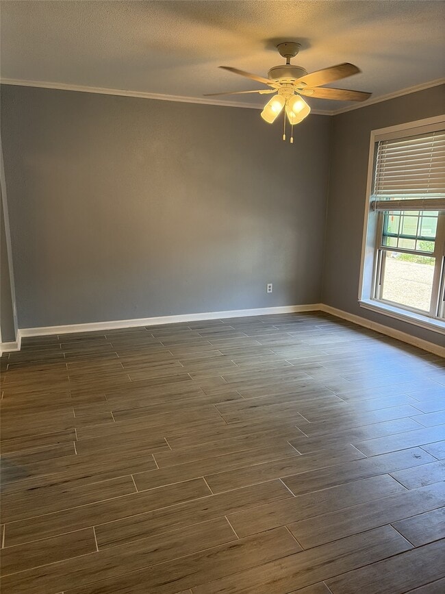 Building Photo - 11540 Chimney Rock Rd