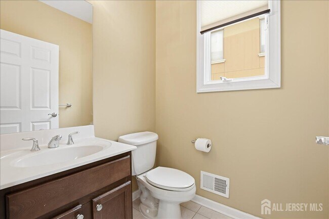 Building Photo - 86 Davinci Dr