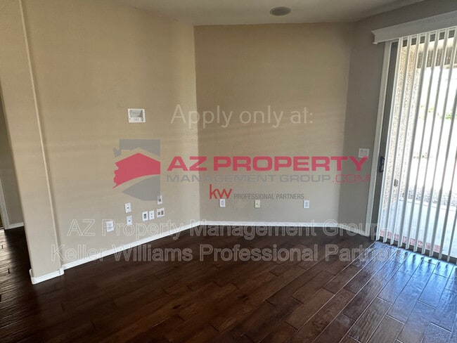 Building Photo - 9250 N 180th Ln