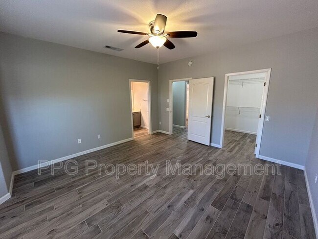 Building Photo - 16536 W Rock Springs Ln
