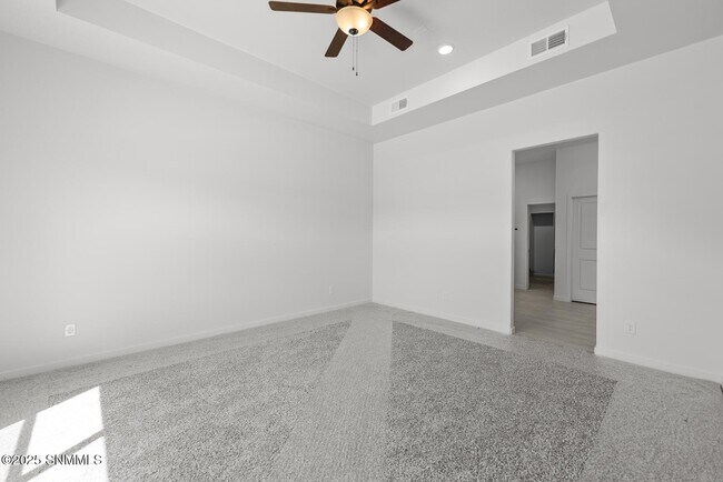 Building Photo - 3676 Springhaven Lp