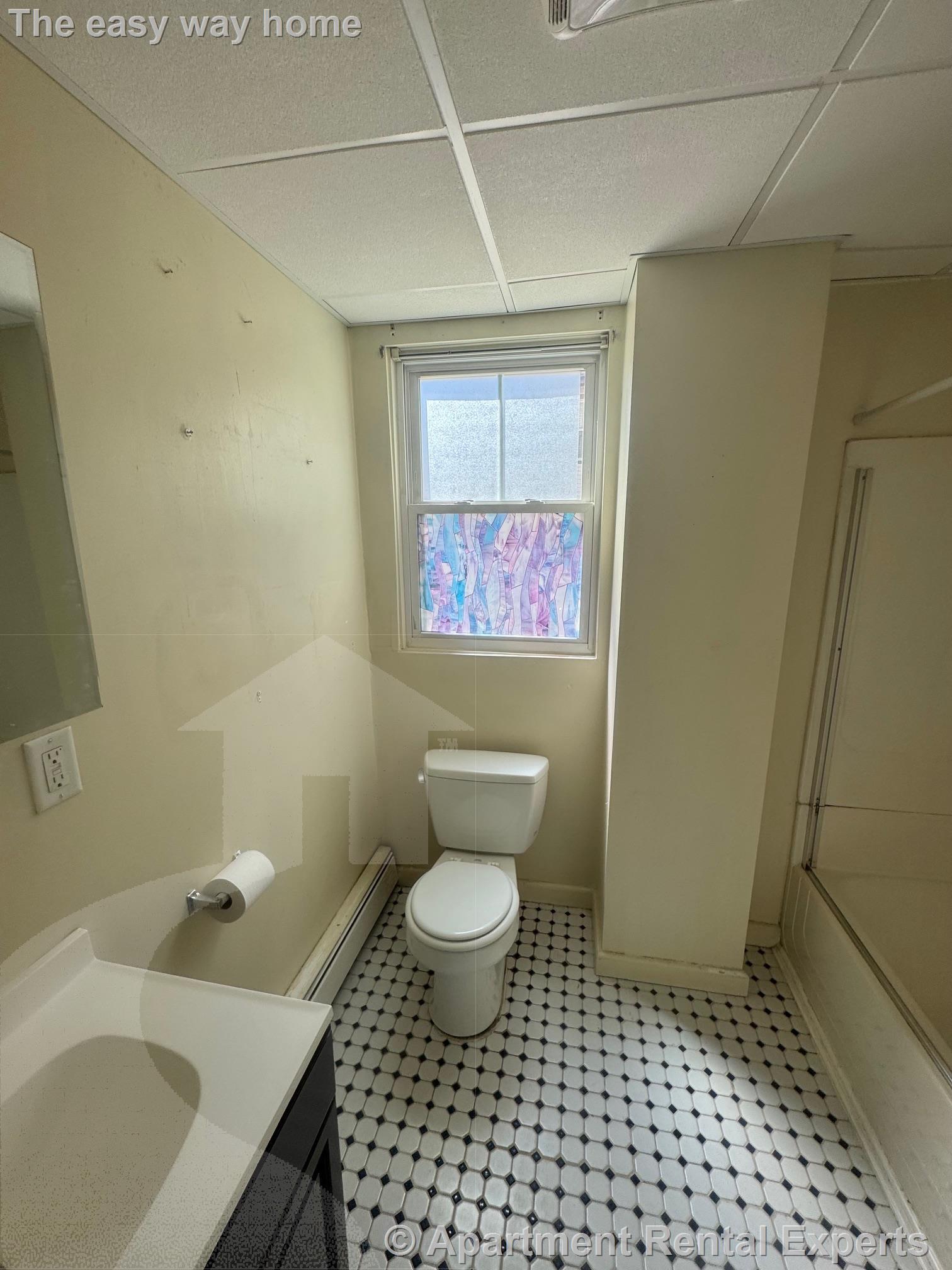 Building Photo - 71 Winchester St