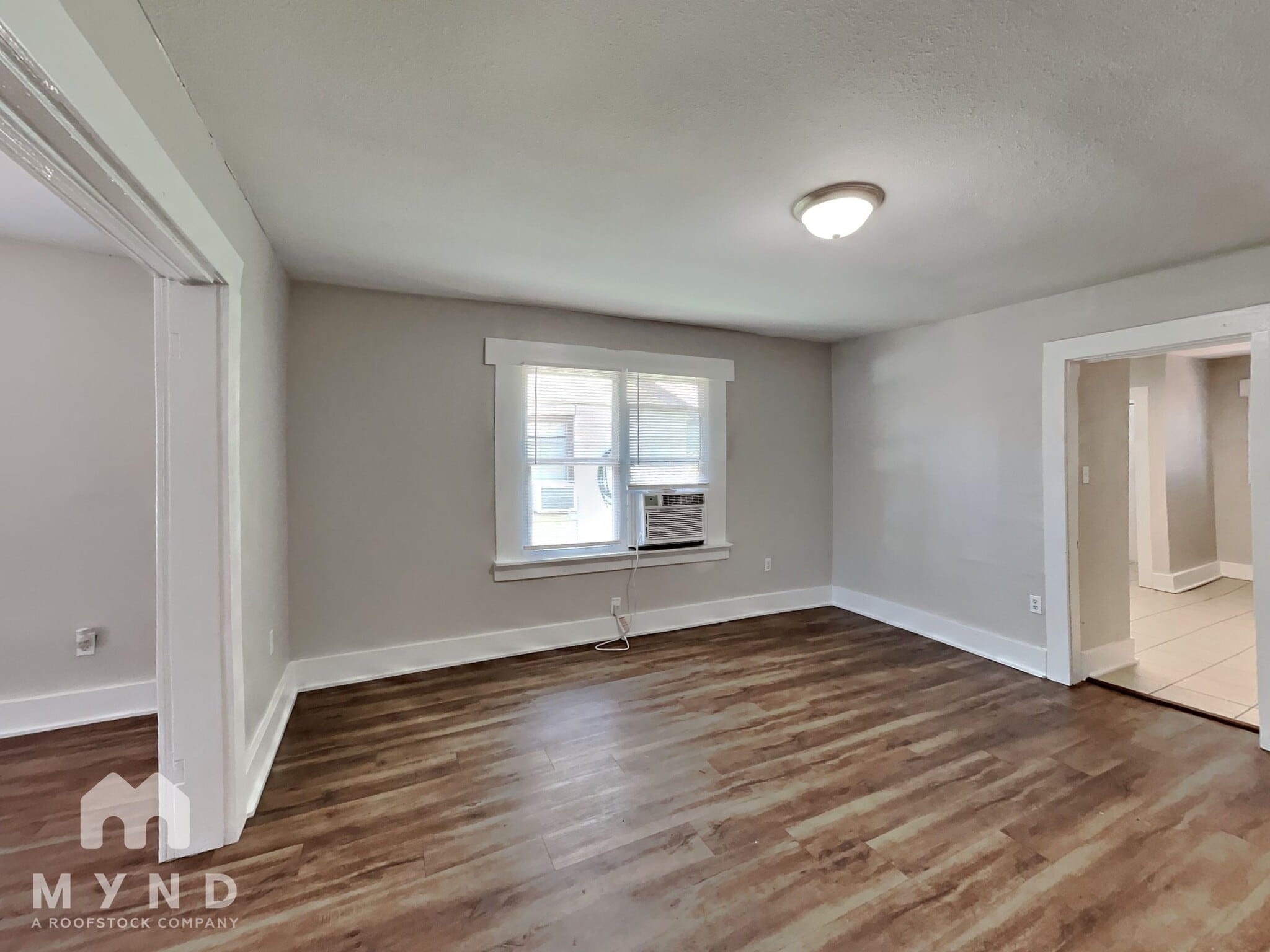 Building Photo - 2208 Avenue U B Ave