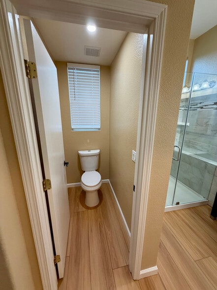 Building Photo - 2450 Martin Anthony Ct