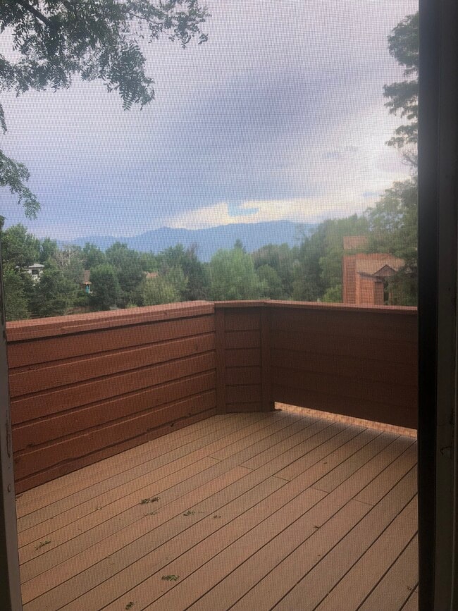 Mountain views - 5034 Sunsuite Trl