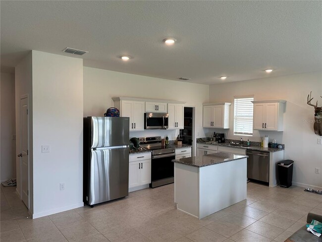 Building Photo - 2062 Gold Dust Dr
