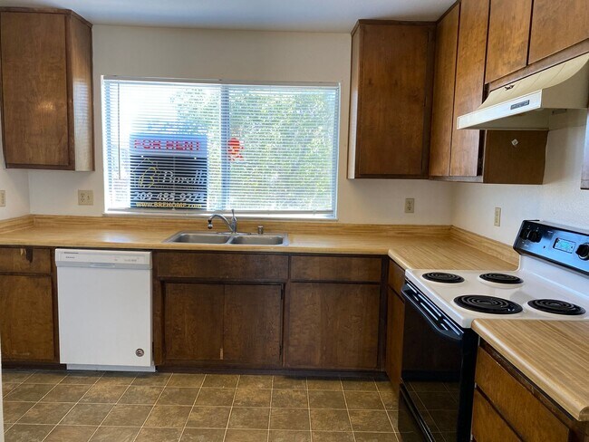 Building Photo - 124