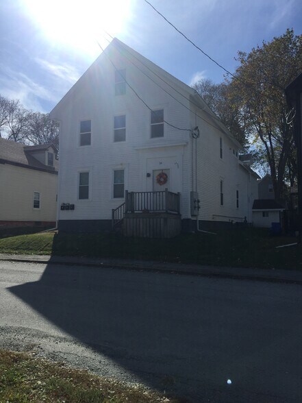 Primary Photo - 16 Bower St