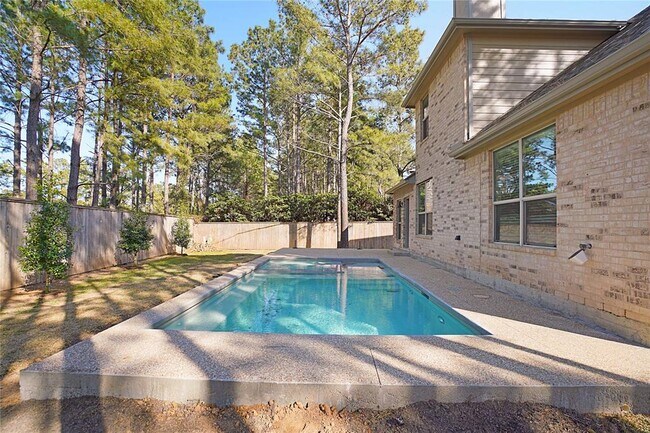 Building Photo - 103 E Jagged Ridge Cir