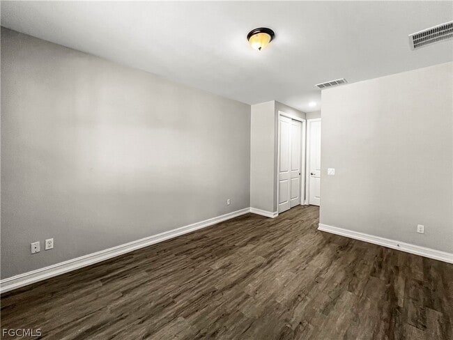 Building Photo - 9452 Montebello Way