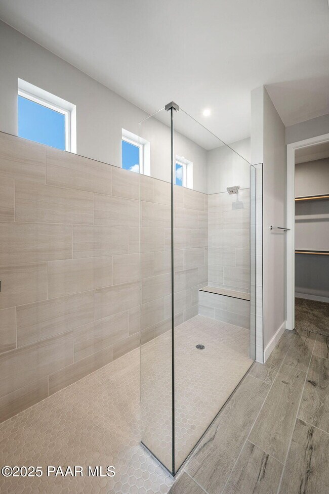 Building Photo - 1326 Rockwood Dr