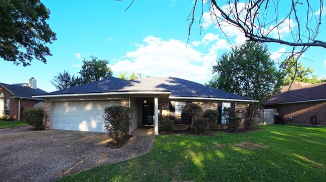 Primary Photo - 6213 W Oxbow Loop