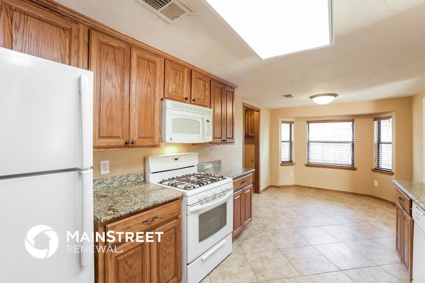 Building Photo - 8328 Bigwood Dr