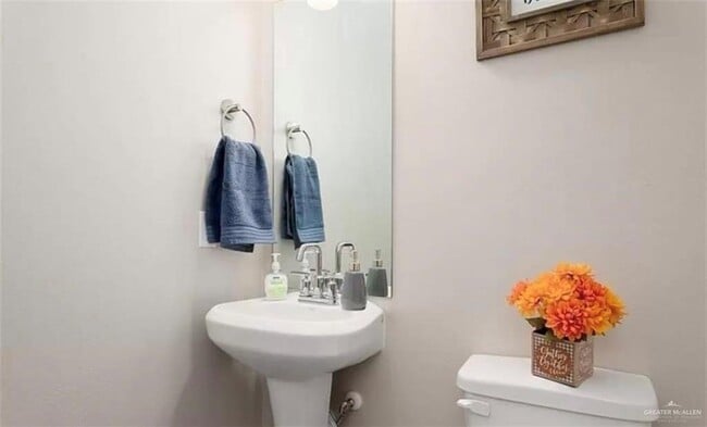 Building Photo - 13 Cascada Bnd Rd