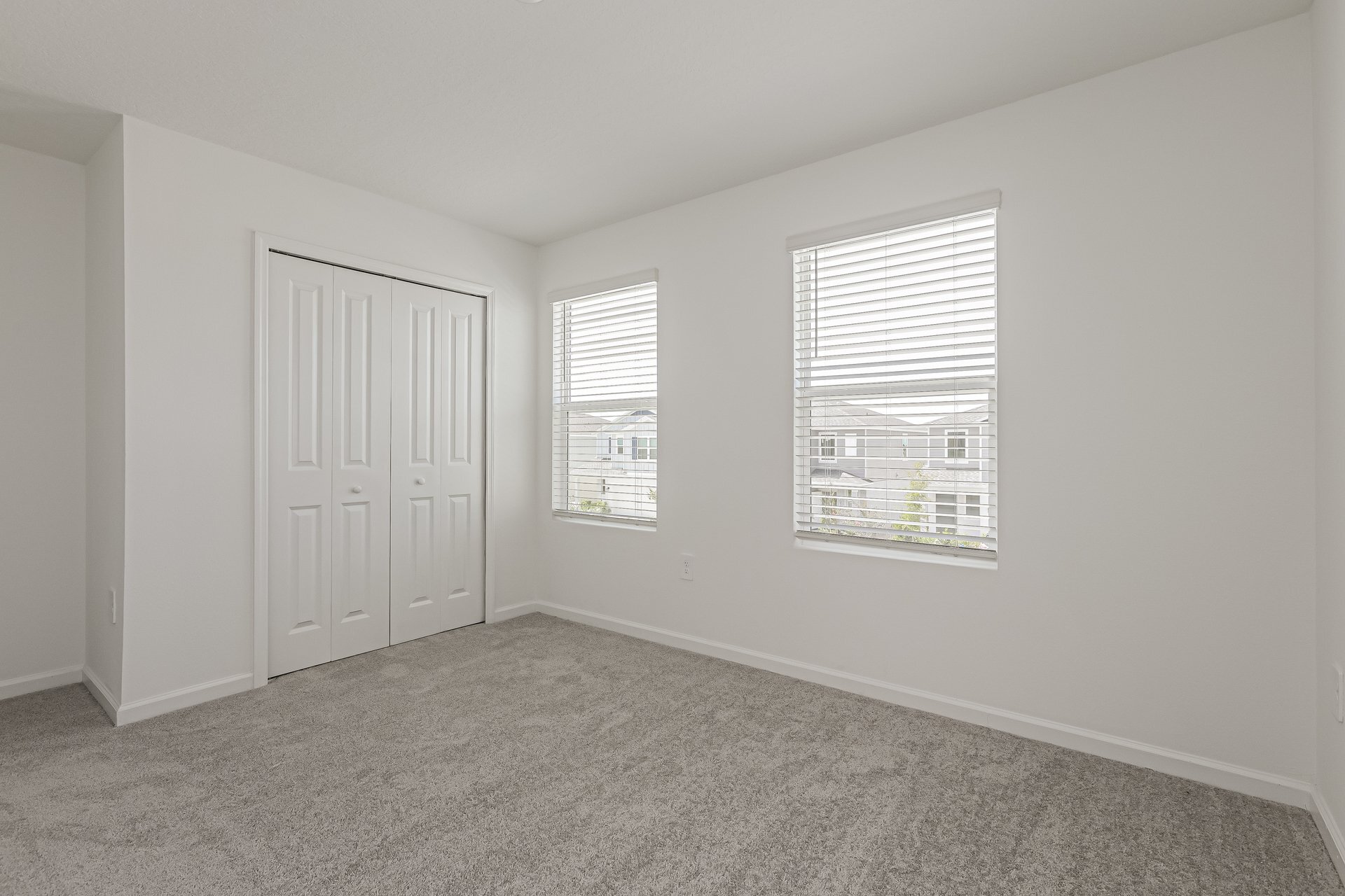 Building Photo - 3483 Howell Dr