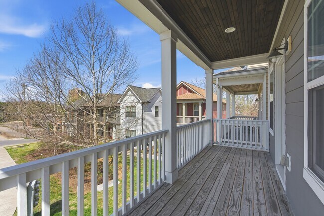 Building Photo - 114 Walden Village Ct