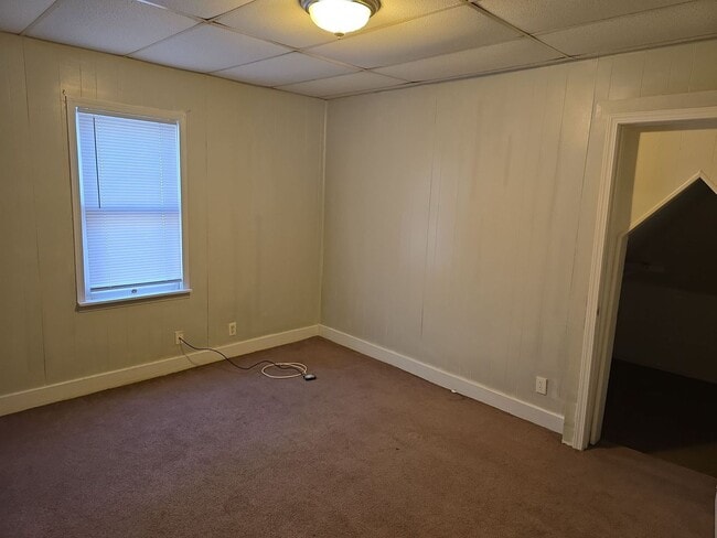 Building Photo - Cozy Home for Rent in Muncie