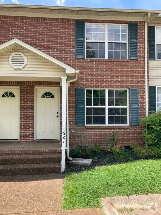 Building Photo - 627 Wilderness Trl