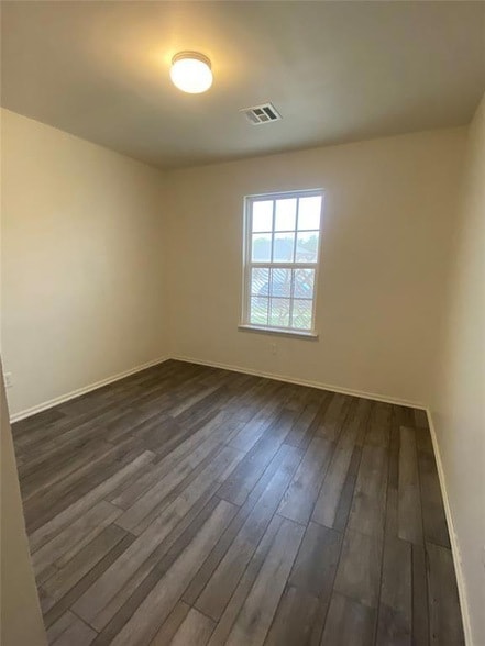 Building Photo - 1204 Granite Ln