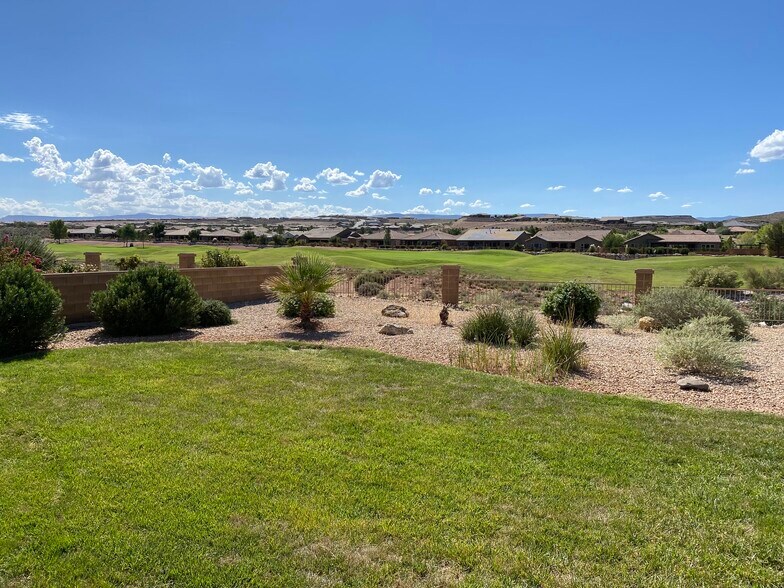 Building Photo - 1903 W Sunstar Dr