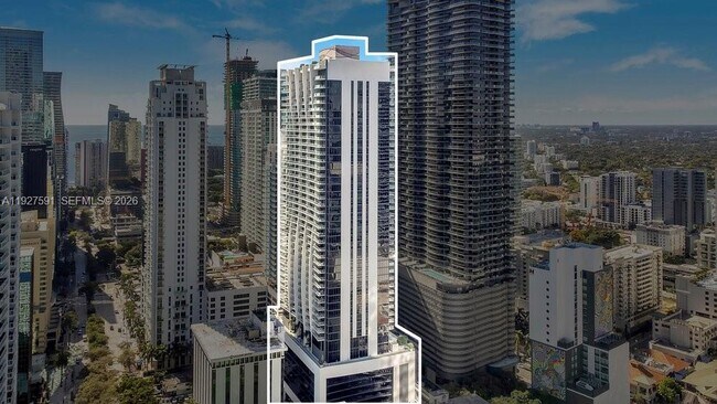 Building Photo - 1010 Brickell Ave