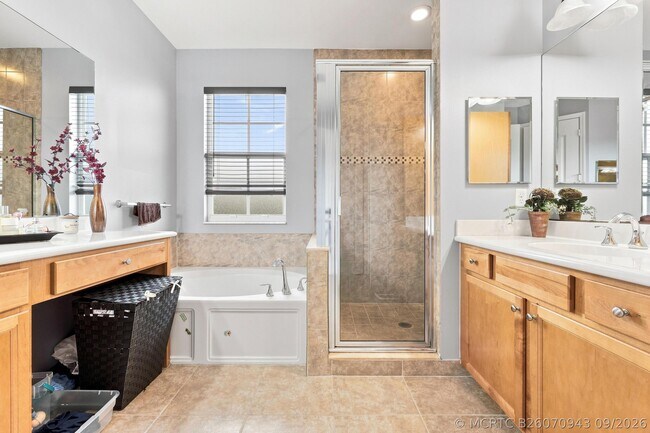 Building Photo - 4585 Tara Cove Way