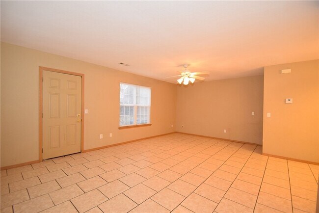 Building Photo - 1154 Homestead Loop