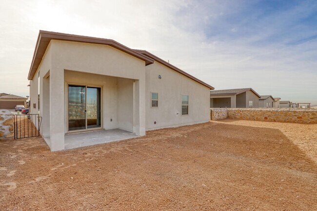 Building Photo - 409 Beech Tree Dr