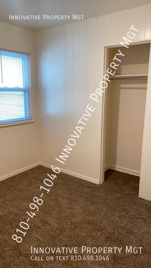 Building Photo - 2106 E Bristol Rd