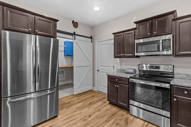 Building Photo - 1005 Clydesdale Ct