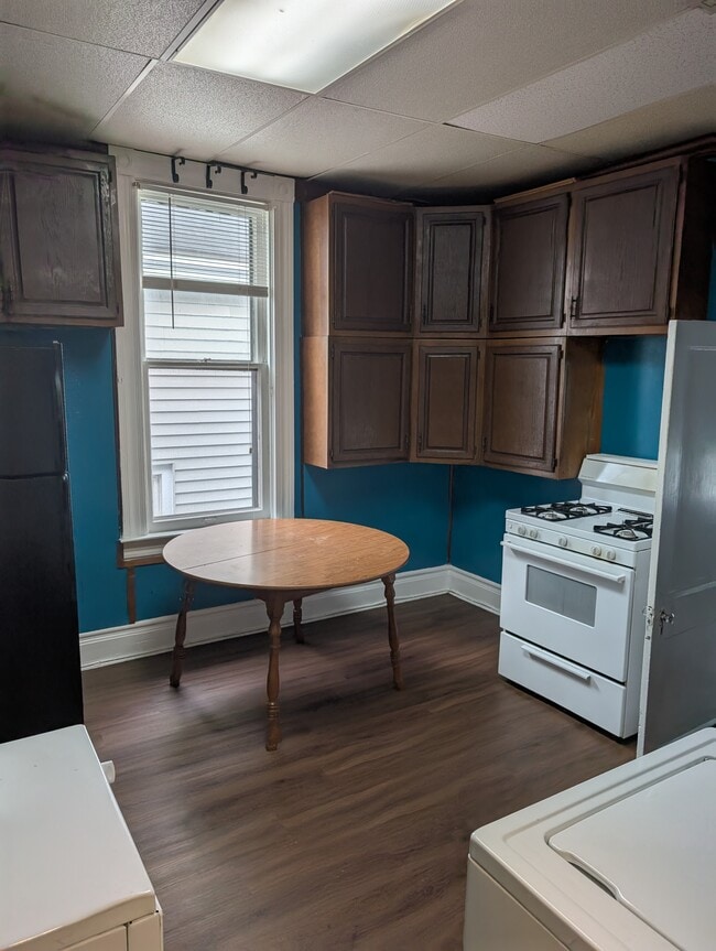 Building Photo - 2208 Longest Ave