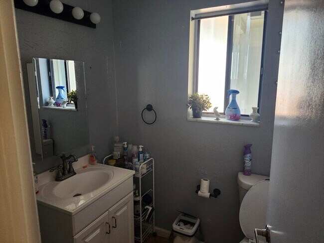 Building Photo - 4317 Landar Dr